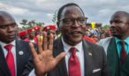 Malawian president dissolves cabinet, warning anti-graft chief of misconduct